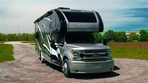 This 42 Diesel Motorhome Is PERFECT For Full Time Living  — 2024 American Dream